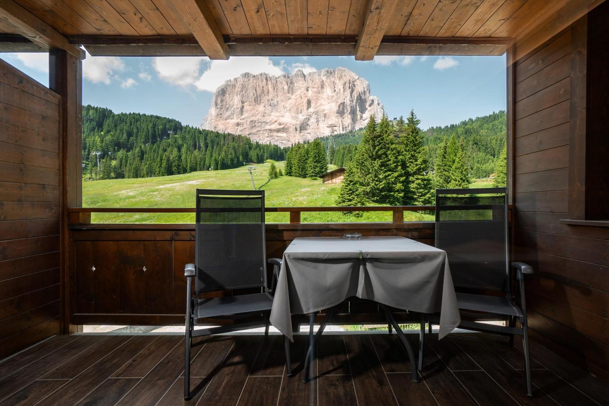 Chalet Albric Apartment Selva di Val Gardena Ngoại thất bức ảnh