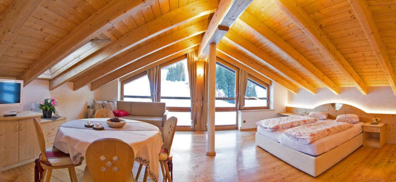 Chalet Albric Apartment Selva di Val Gardena Ngoại thất bức ảnh